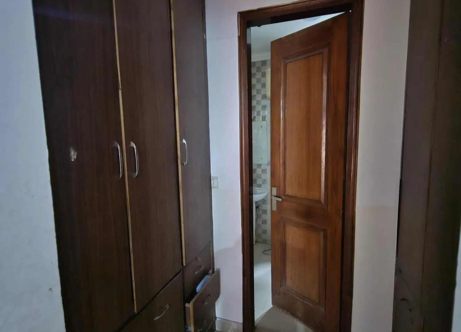 Hotel Ashiyana Elite Gurgaon 0*,  India